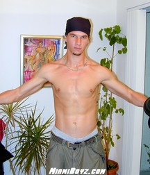 Ray Latin Stud 1 5bbb365c526e9.jpg