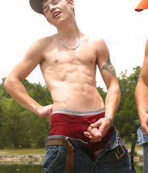 Jeremiah and Cody Piss 2 5bbb4b399ec56.jpg