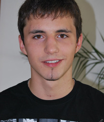 Robby 5bc61f7bdafa7.jpg