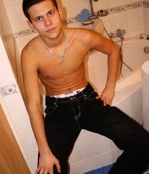 Jan Solo Bathroom 1 5bd19f3c285c8.jpg