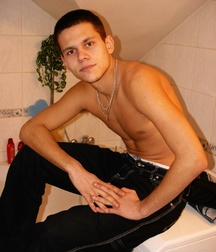 Jan Solo Bathroom 1 5bd19f52d90f4.jpg