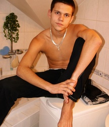 Jan Solo Bathroom 1 5bd19f543deb6.jpg
