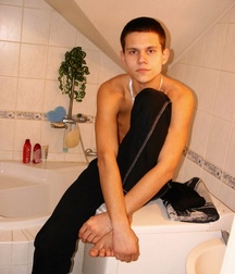 Jan Solo Bathroom 1 5bd19f5de73f3.jpg