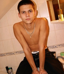 Jan Solo Bathroom 1 5bd19f683745b.jpg