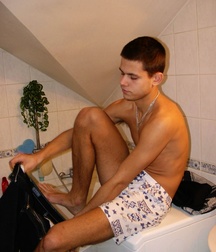 Jan Solo Bathroom 1 5bd19f7416ba7.jpg