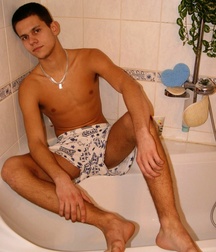 Jan Solo Bathroom 1 5bd19f858388a.jpg
