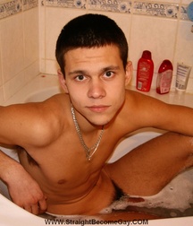Jan Solo Bathroom 1 5bd19fc997254.jpg