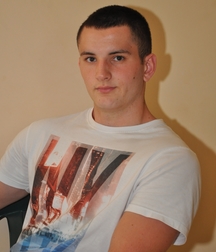 Milosz Feet Solo 1 5bd429e88abc0.jpg