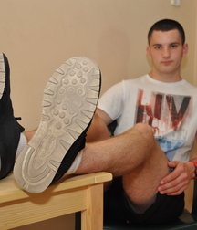 Milosz Feet Solo 1 5bd429f8d304e.jpg