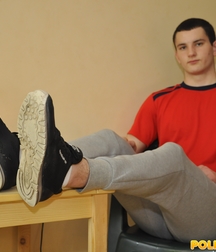 Milosz Feet Solo 2 5bd42b1d41649.jpg