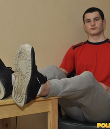 Milosz Feet Solo 2 5bd42b254ea7b.jpg