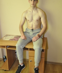 Milosz Feet Solo 2 5bd42b7e455e5.jpg