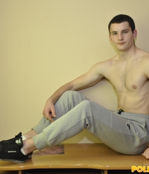 Milosz Feet Solo 2 5bd42ba78adee.jpg