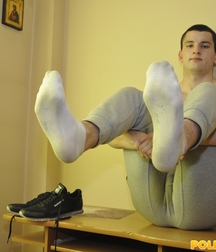 Milosz Feet Solo 2 5bd42bb7cbb83.jpg
