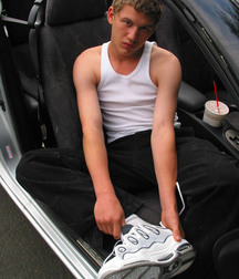 Bucky Dirty Feet 5be070db155c7.jpg