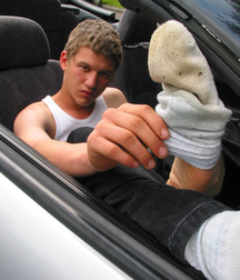 Bucky Dirty Feet 5be070f1e0131.jpg