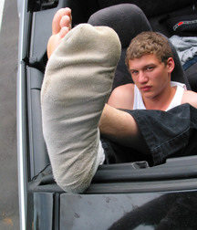 Bucky Dirty Feet 5be070f82798c.jpg