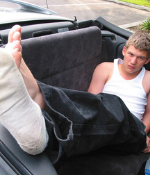 Bucky Dirty Feet 5be0710163a0c.jpg