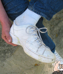 Bucky Dirty Feet 5be0714baedee.jpg