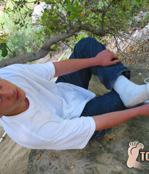 Bucky Dirty Feet 5be0715983b76.jpg