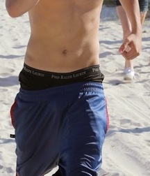 Austin Mahone Shirtless HD 5be30d90701f1.jpg