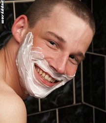 Bjorn Strips off his Socks and Shaves 5c21152f8ad77.jpg