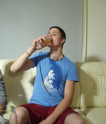 Archie & Roma Piss 5c4b439e063aa.jpg
