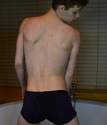 Hunter Sykes  Piss Solo 5c52fdb5b8143.jpg
