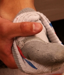 MIX Taking Off Socks and Sneakers  5c6c5f656dbba.jpg
