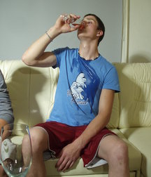 Archie Pissing 5c8baa407e3c2.jpg