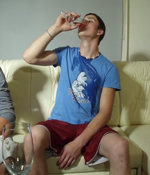 Archie Pissing 5c8baa421fe62.jpg