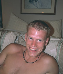 John 5c9e4e5037d6d.jpg