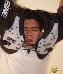 Sancho Football 5cacde2800546.jpg