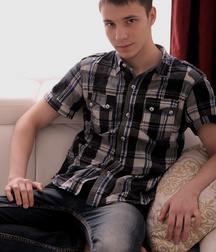 Deryk 5cd84c5e6de8d.jpg