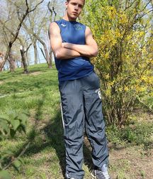 Dan Sporty Feet JO 5cf28ddfe0c3e.jpg