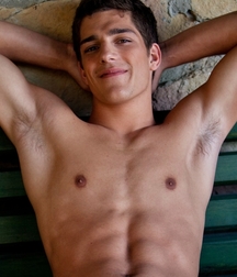 Ariel Vanean 5d185fa2f2222.jpg