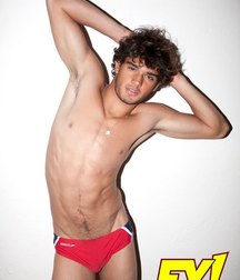 Marlon Teixeira 5d42e68c2dfd6.jpg