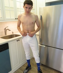 Scott Walters Uniform 5d6bcb1f0467f.jpg