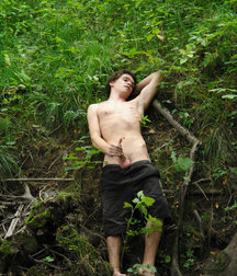 Gregor Bortel Pisses 5dc5a8a6b4e59.jpg