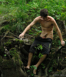 Gregor Bortel Pisses 5dc5a8bd8ca02.jpg