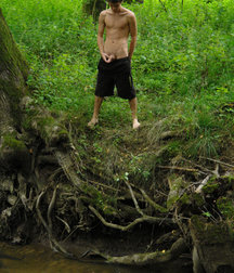 Gregor Bortel Pisses 5dc5a8d119d65.jpg