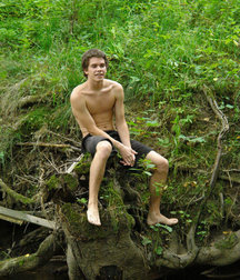 Gregor Bortel Pisses 5dc5a8ed5bd17.jpg