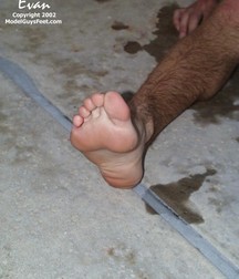Evan Heinze modelguysfeet 5dea52873b10a.jpg