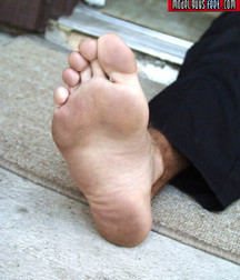 Evan Heinze modelguysfeet 5dea52964289b.jpg