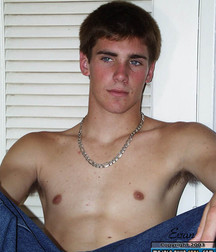 Evan Heinze modelguysfeet 5dea529de4cc9.jpg