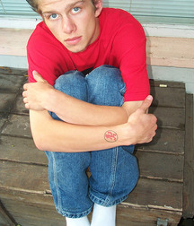 Ian Madrox White Socks 5df8c2e8bd3e3.jpg