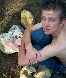 Ian Madrox White Socks 5df8c3ec7637c.jpg