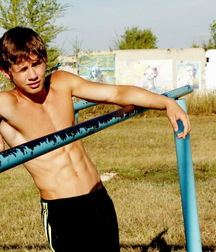 Unknown Muscle Boy Shirtless Teens 5e18928ae620f.jpg