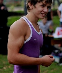 Unknown Muscle Boy Shirtless Teens 5e18929f67006.jpg