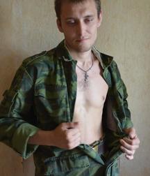 Russian solldier 5b1f9e46b552f.jpg